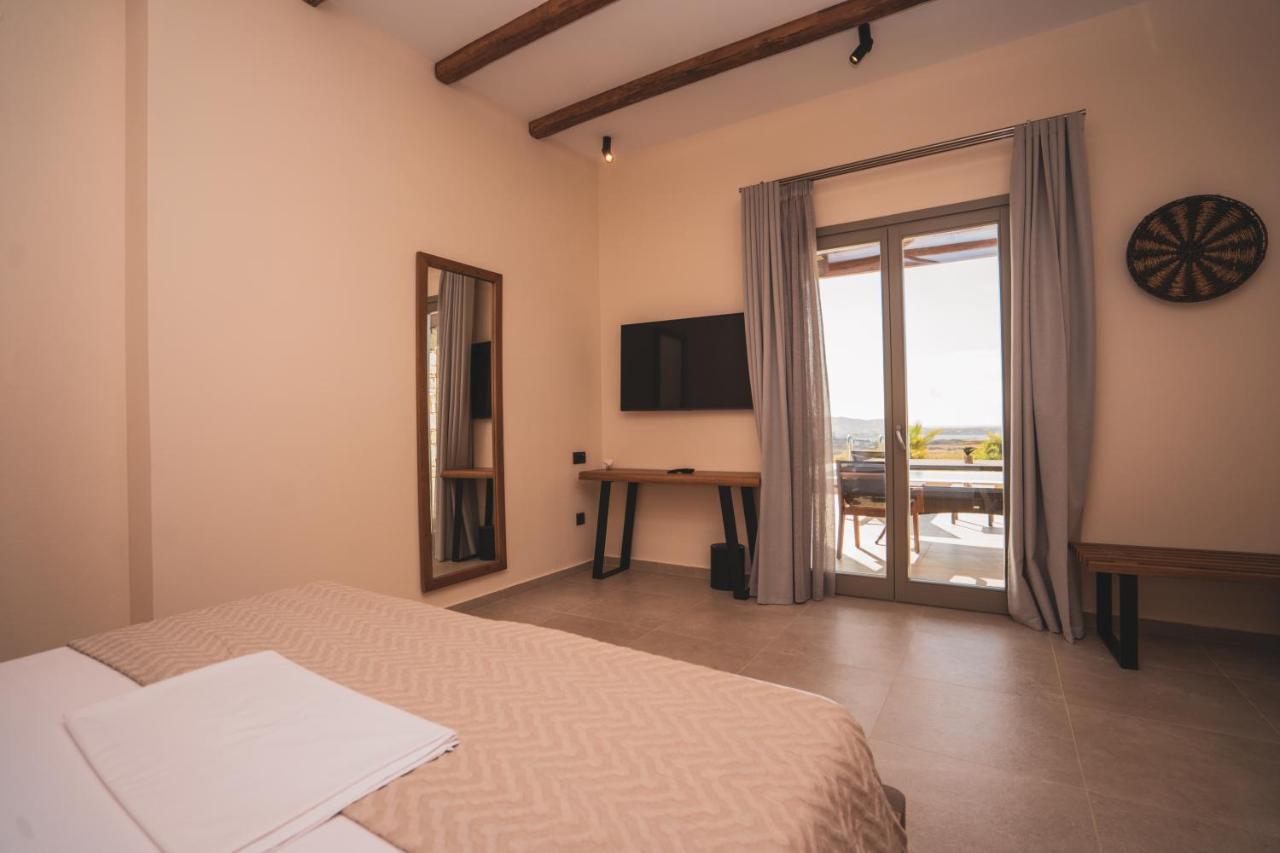 Kouros Blanc Resort & Suites Пунда Экстерьер фото
